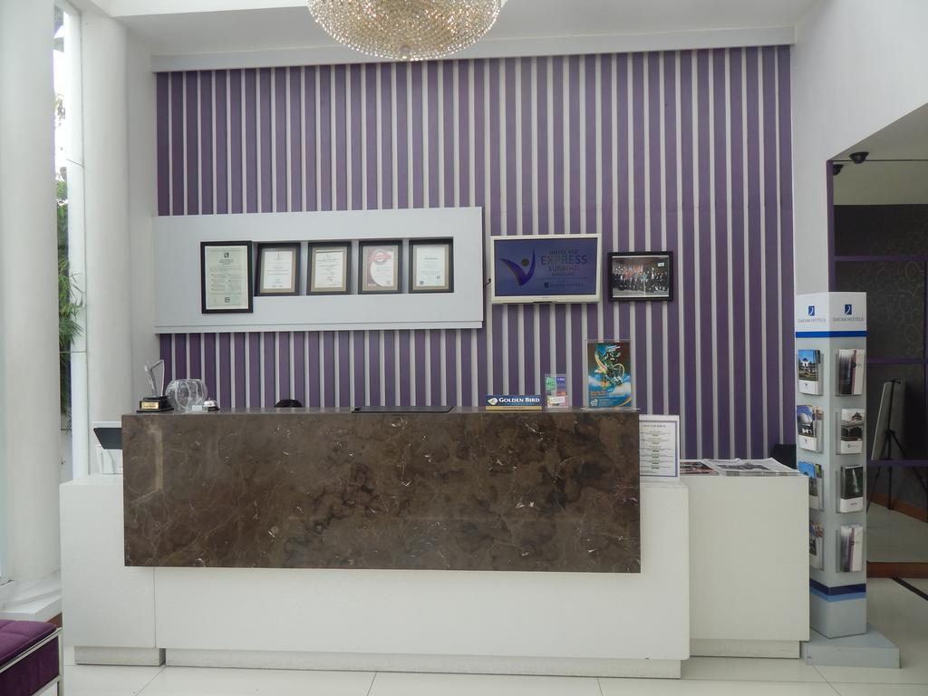 Vio Surapati Bandung Hotel Exterior photo