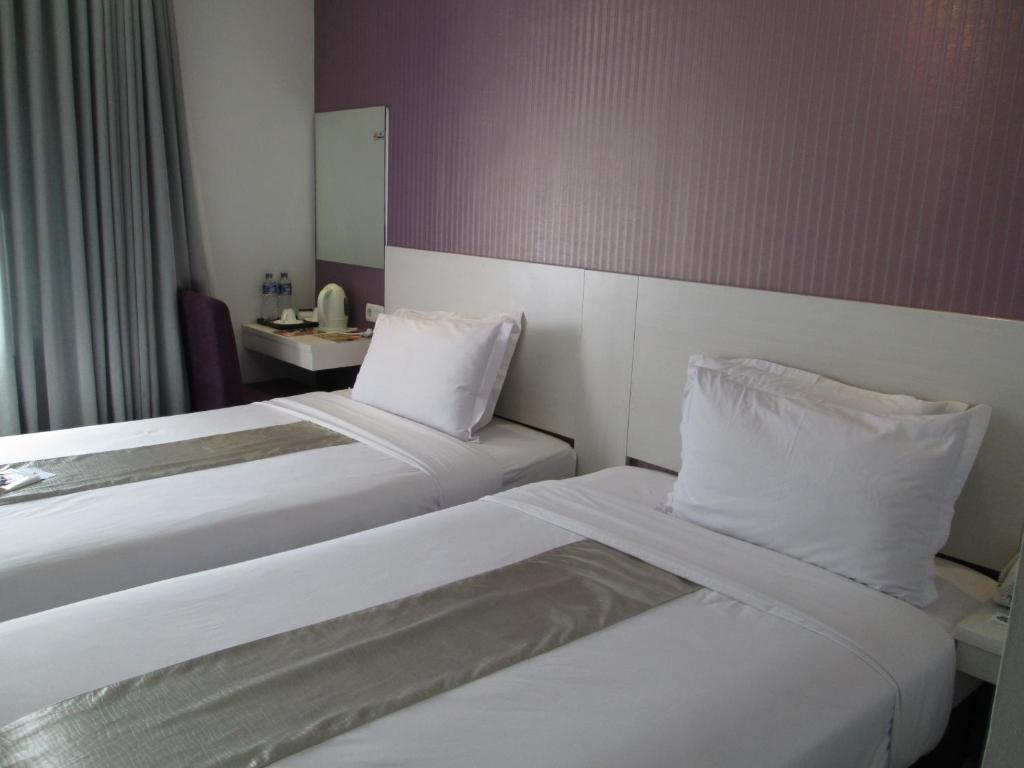 Vio Surapati Bandung Hotel Exterior photo