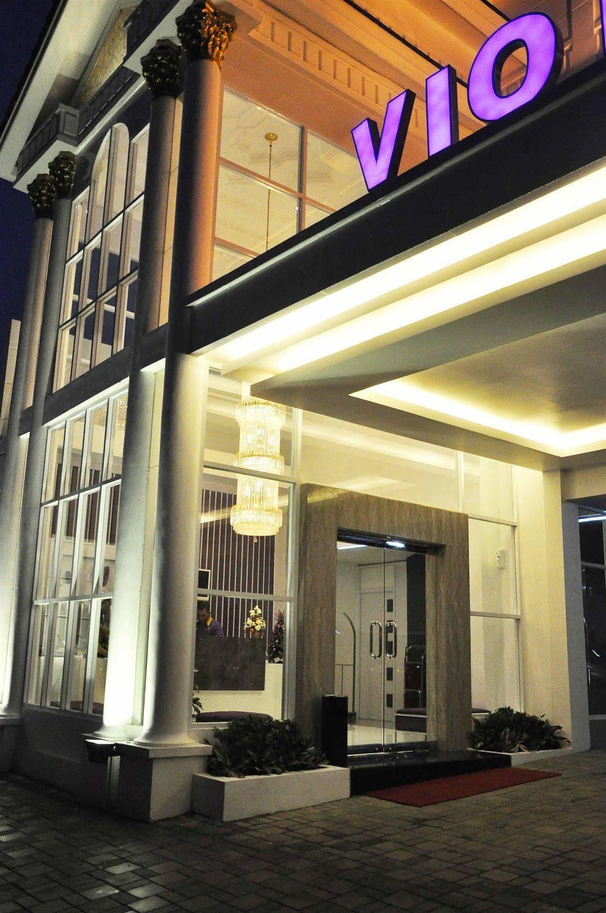 Vio Surapati Bandung Hotel Exterior photo